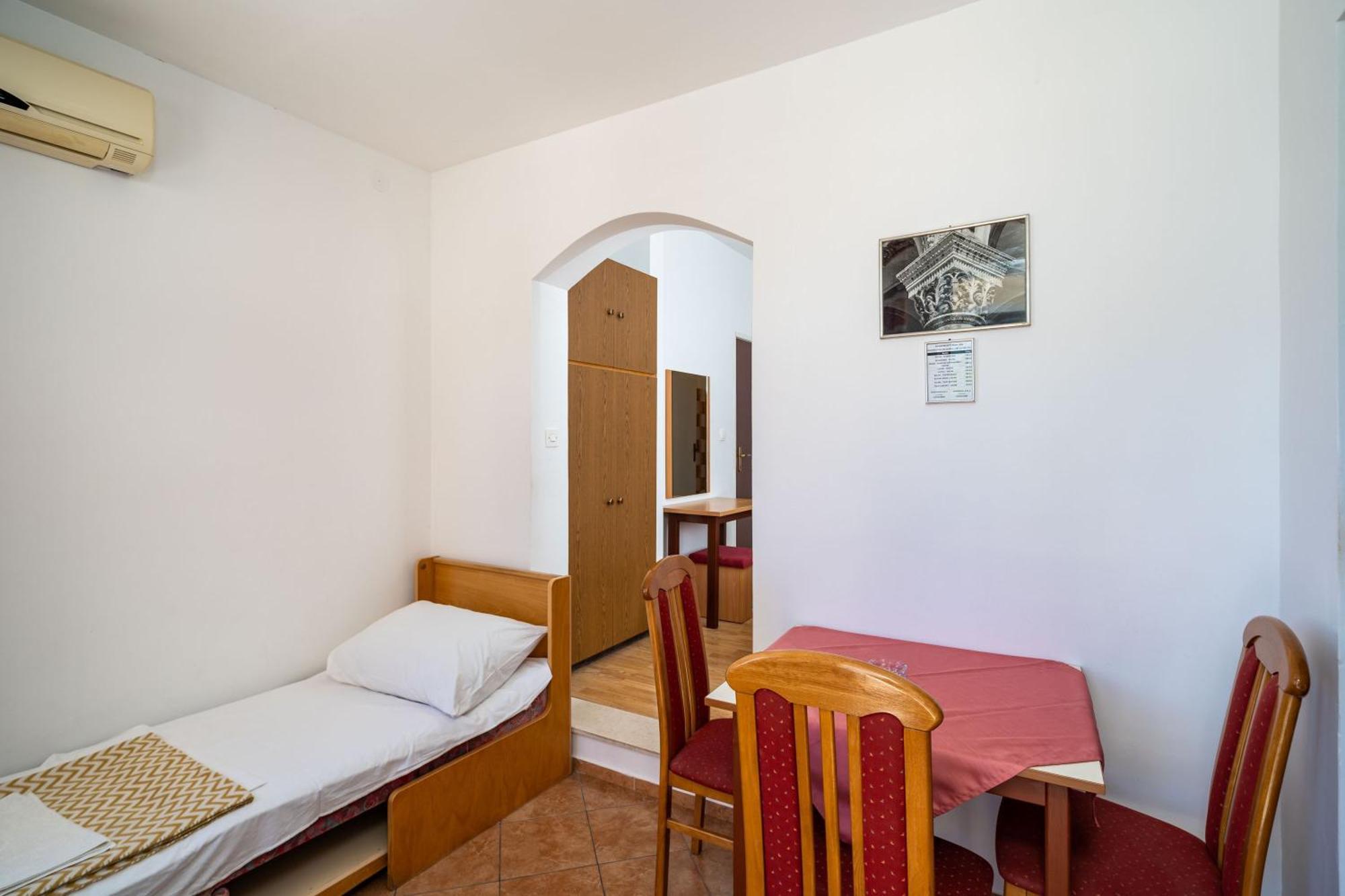 Apartments Klis Mlini Cameră foto